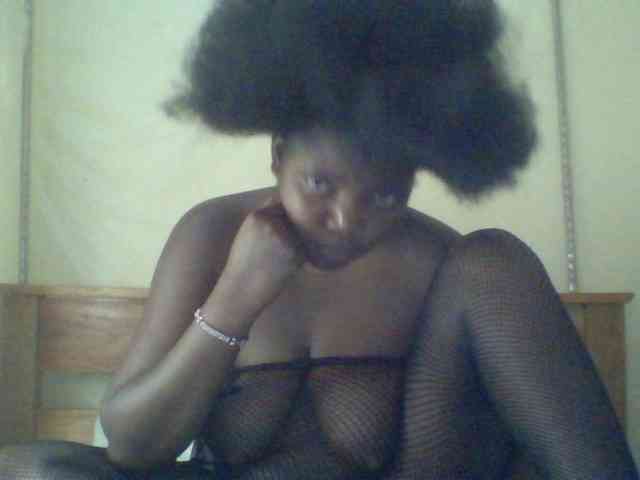 Cute-Divah webcam