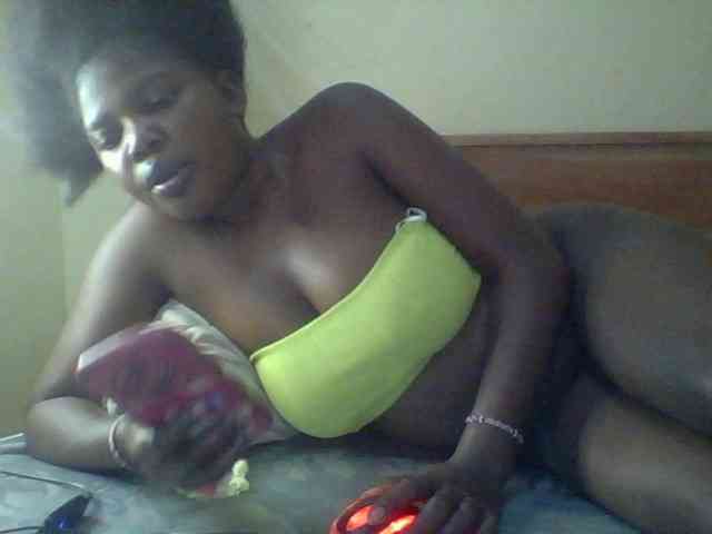 Cute-Divah webcam