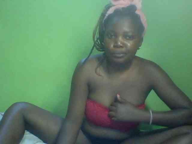 Cute-Divah webcam