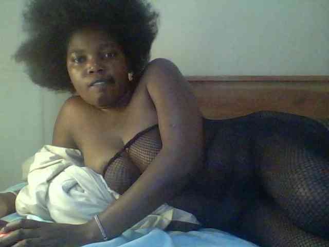 Cute-Divah webcam