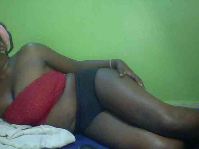 Cute-Divah webcam