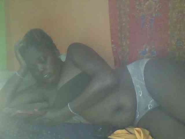 Cute-Divah webcam