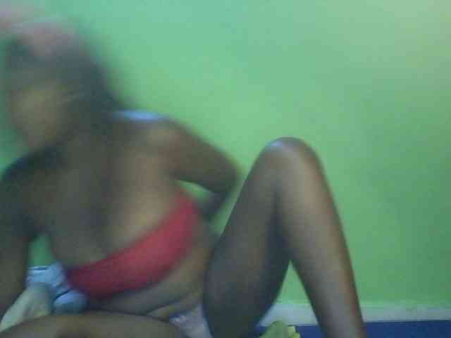 Cute-Divah webcam