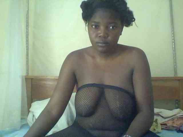 Cute-Divah webcam