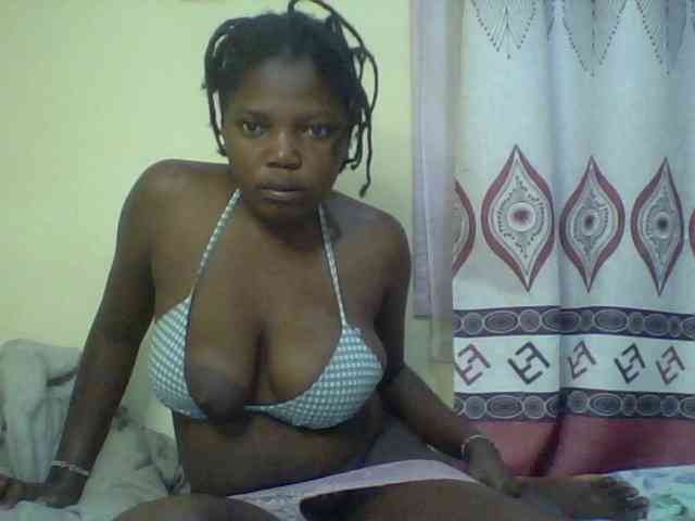 Cute-Divah webcam