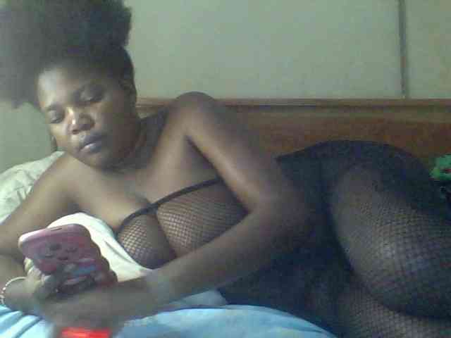 Cute-Divah webcam