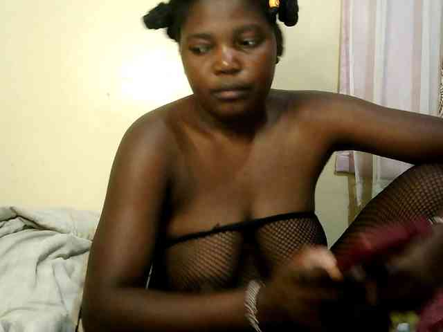 Cute-Divah webcam