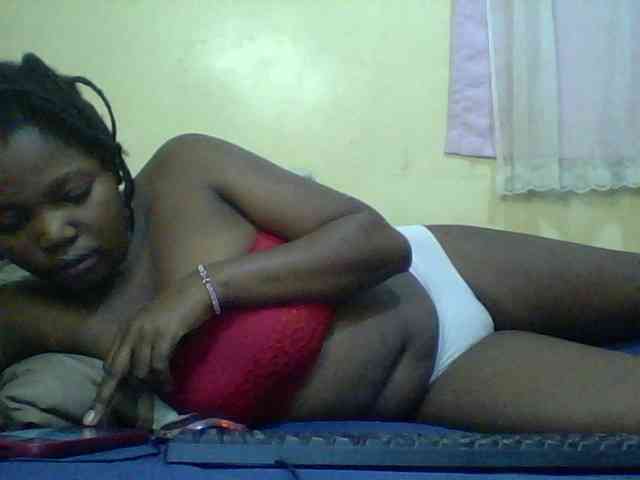 Cute-Divah webcam