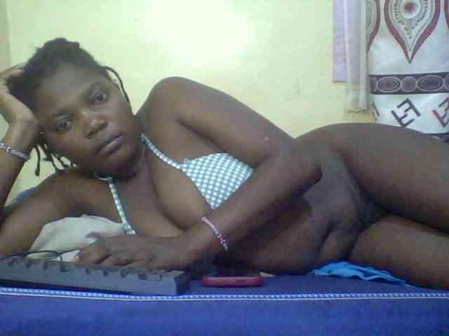 Cute-Divah webcam