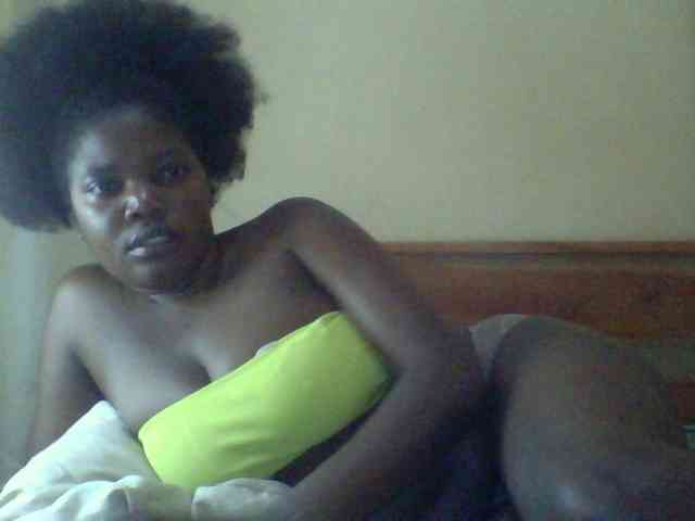 Cute-Divah webcam