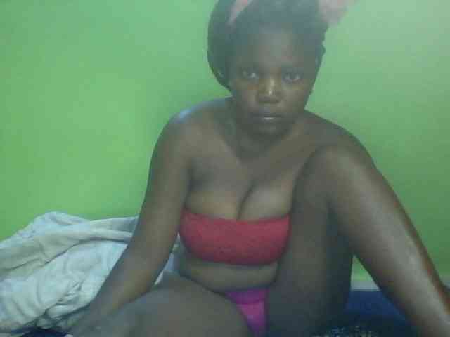 Cute-Divah webcam