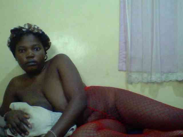 Cute-Divah webcam