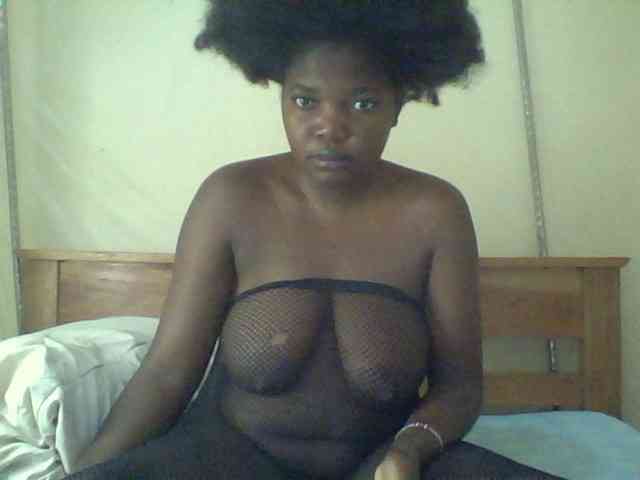 Cute-Divah webcam