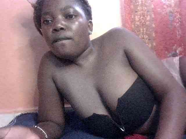 Cute-Divah webcam