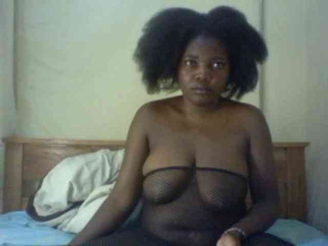 Cute-Divah webcam