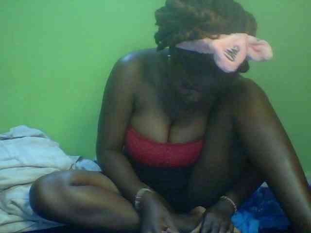 Cute-Divah webcam