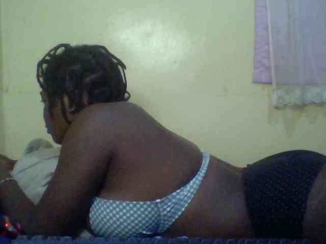 Cute-Divah webcam