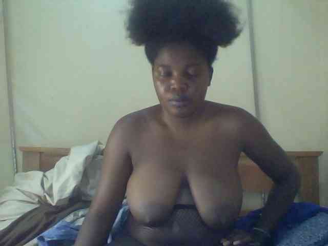 Cute-Divah webcam