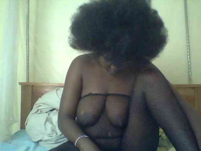 Cute-Divah webcam