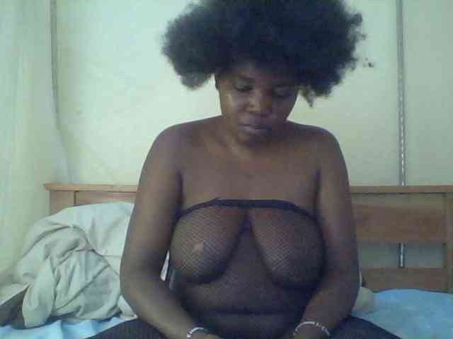 Cute-Divah webcam