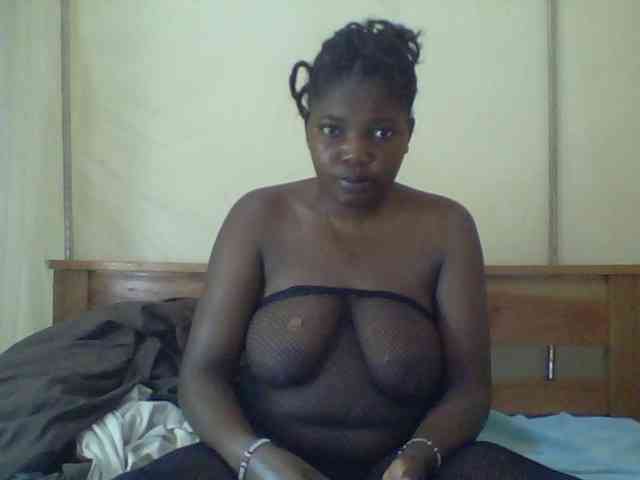 Cute-Divah webcam