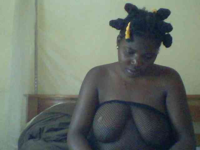Cute-Divah webcam