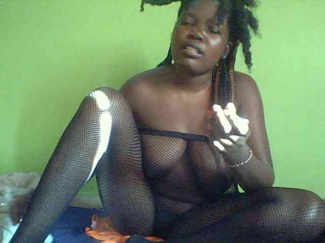 Cute-Divah webcam