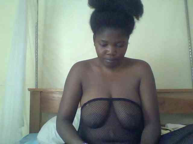 Cute-Divah webcam
