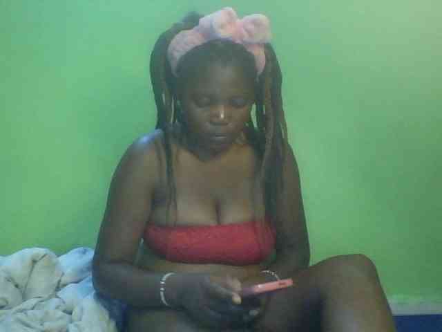 Cute-Divah webcam
