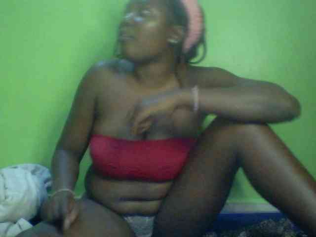 Cute-Divah webcam