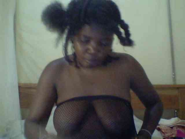 Cute-Divah webcam