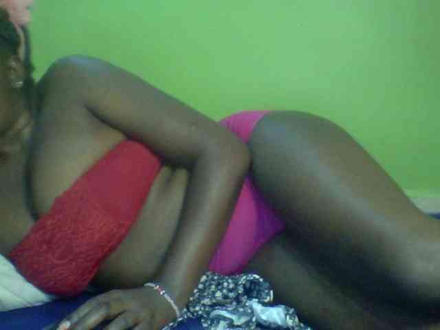 Cute-Divah webcam