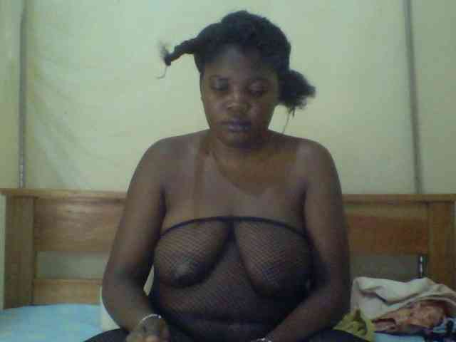 Cute-Divah webcam