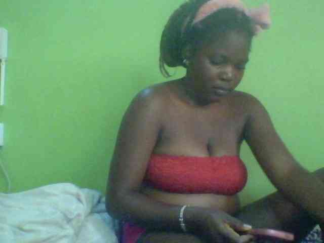 Cute-Divah webcam