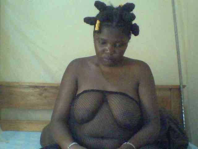 Cute-Divah webcam
