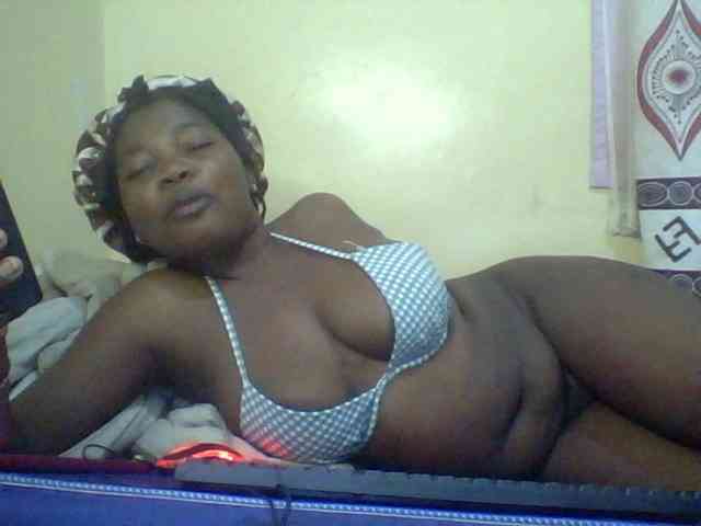 Cute-Divah webcam