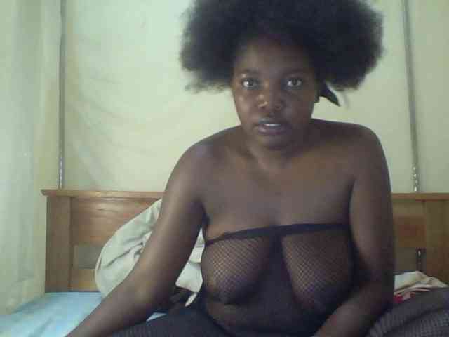 Cute-Divah webcam