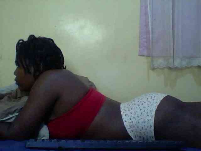 Cute-Divah webcam