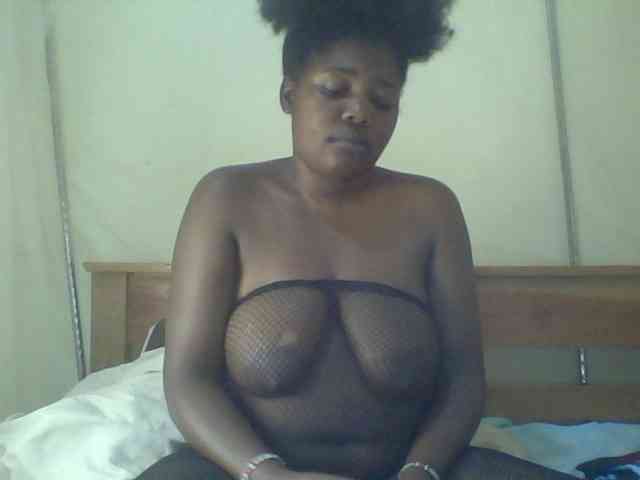 Cute-Divah webcam