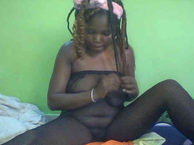 Cute-Divah webcam