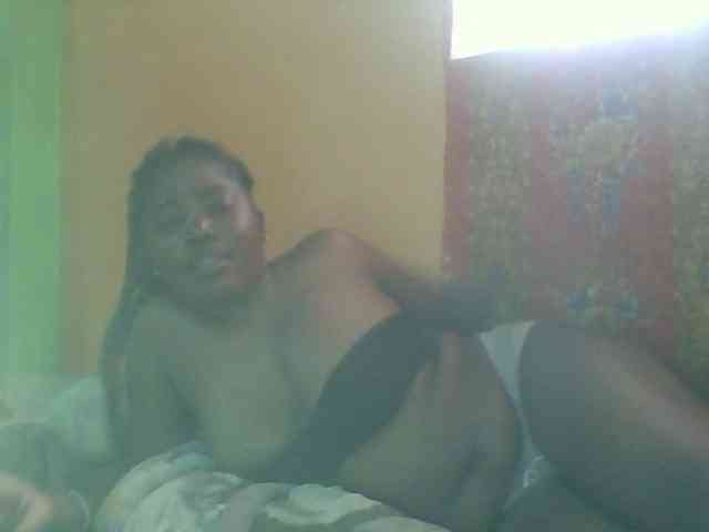 Cute-Divah webcam