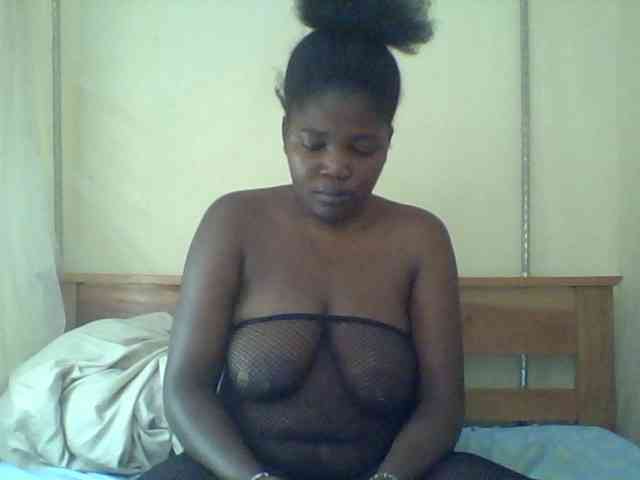 Cute-Divah webcam