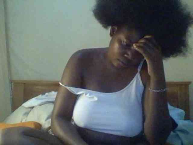 Cute-Divah webcam
