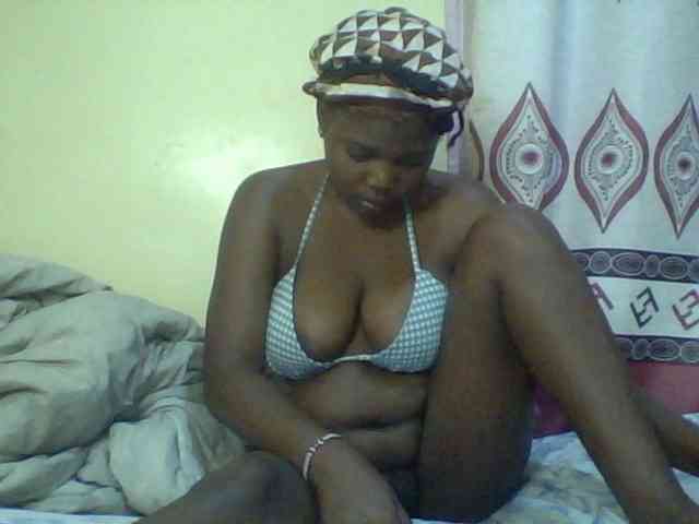 Cute-Divah webcam
