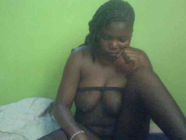 Cute-Divah webcam