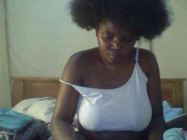 Cute-Divah webcam