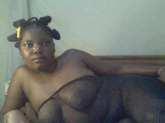 Cute-Divah webcam