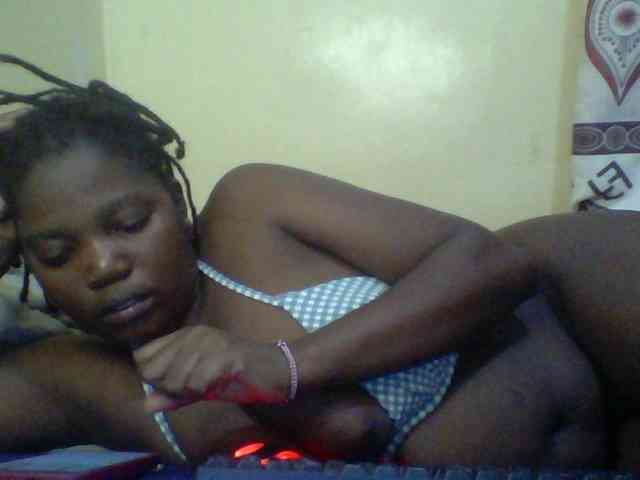 Cute-Divah webcam