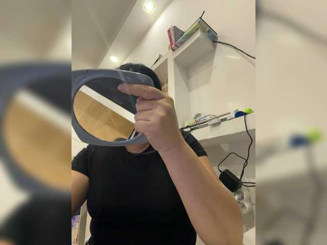 Kitana1415 live cam on BongaCams