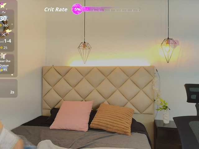 Melannyy-- live cam on BongaCams